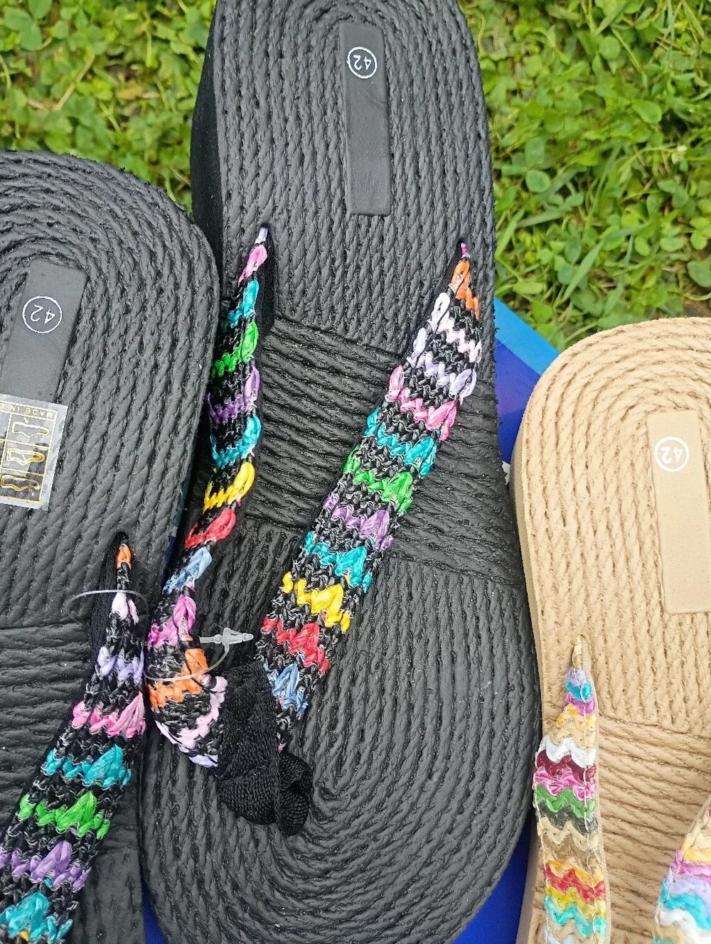 women’s Black and Tan Rope Flip Flops wedges/ Sandals  Woven Straps lot of 2
